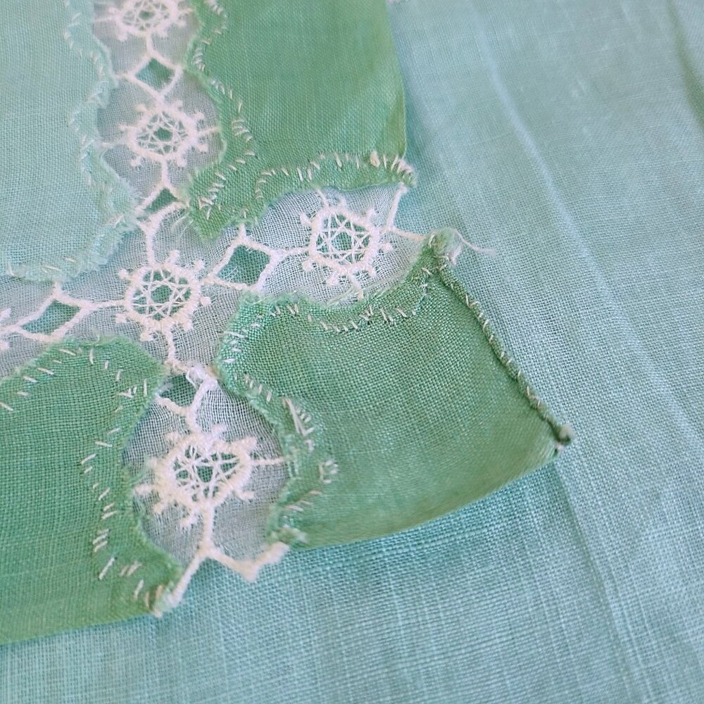 Vintage Green Linen Napkins Doilies White Floral Lace Embroidery Set Of 6 - Picture 7 of 10